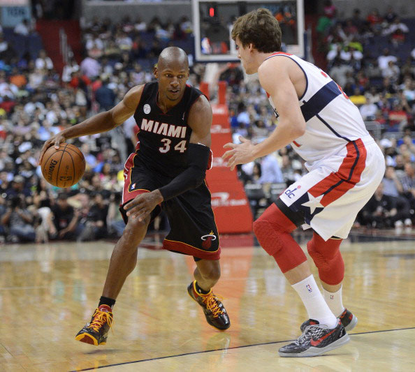 球迷们期盼 球迷们期盼