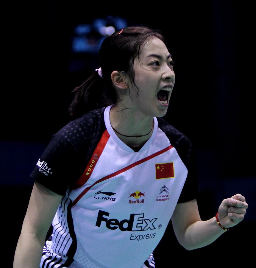 与他续约显 与他续约显