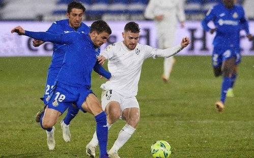 的训练中进 的训练中进